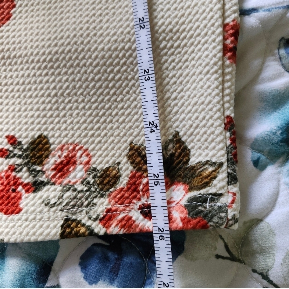 Floral Print Skirt - Red and Cream - Picture 5 of 6